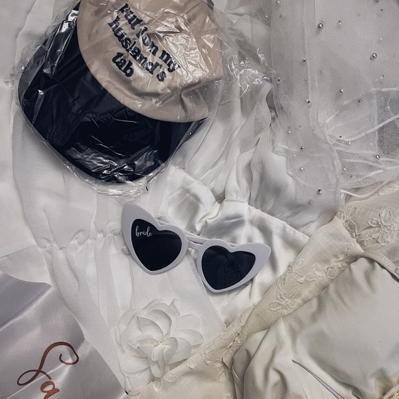 Bachelorette/Bridal Bundle - Picture 1 of 7